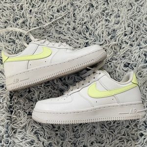NIKE AF1 Neon yellow